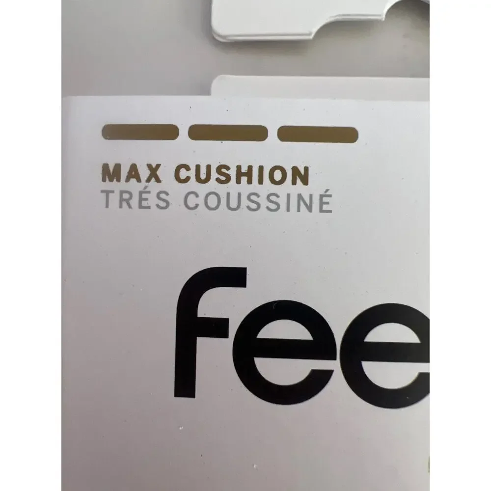 FEETURES GOLF MAZ CUSHION NO SHOW TAB SOCKS UNISEX WHITE NEW